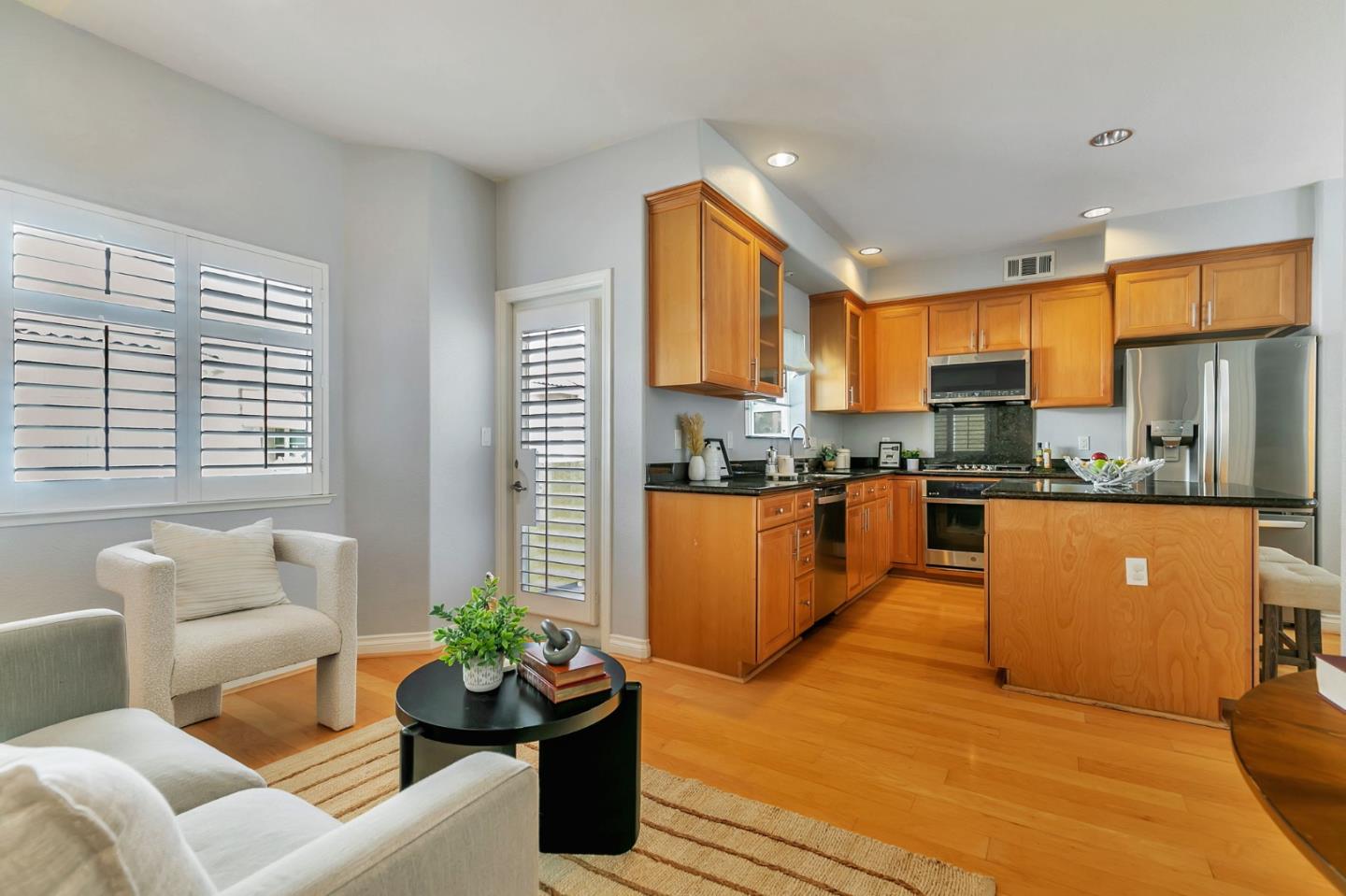 Detail Gallery Image 23 of 60 For 867 Neal, San Jose,  CA 95128 - 3 Beds | 2/1 Baths
