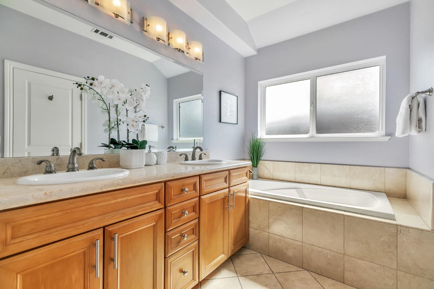 Detail Gallery Image 46 of 60 For 867 Neal, San Jose,  CA 95128 - 3 Beds | 2/1 Baths