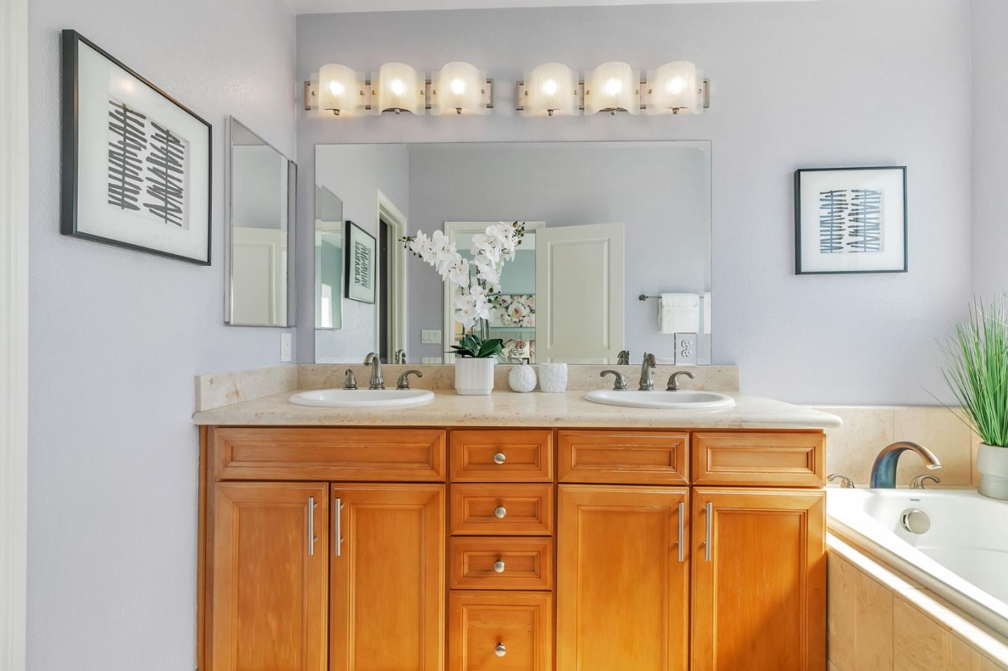 Detail Gallery Image 48 of 60 For 867 Neal, San Jose,  CA 95128 - 3 Beds | 2/1 Baths