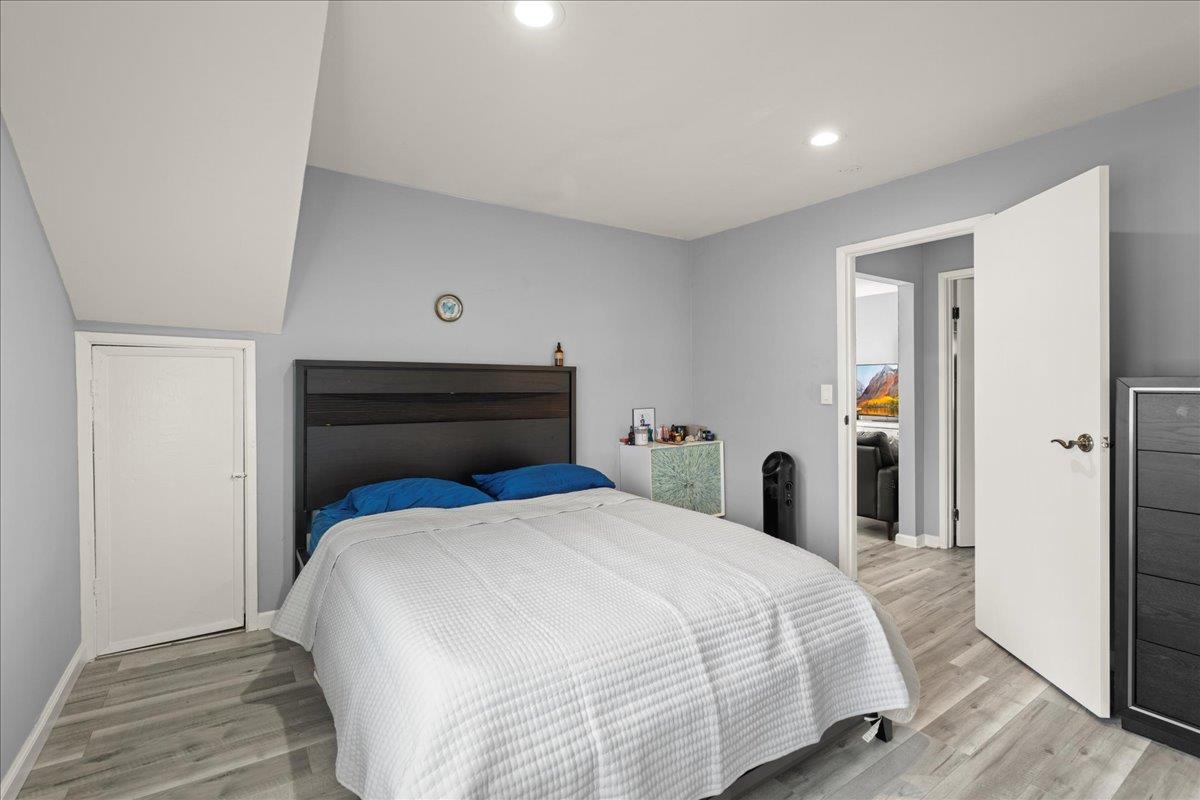 Detail Gallery Image 18 of 27 For 249 Los Gatos Blvd, Los Gatos,  CA 95030 - 5 Beds | 4 Baths