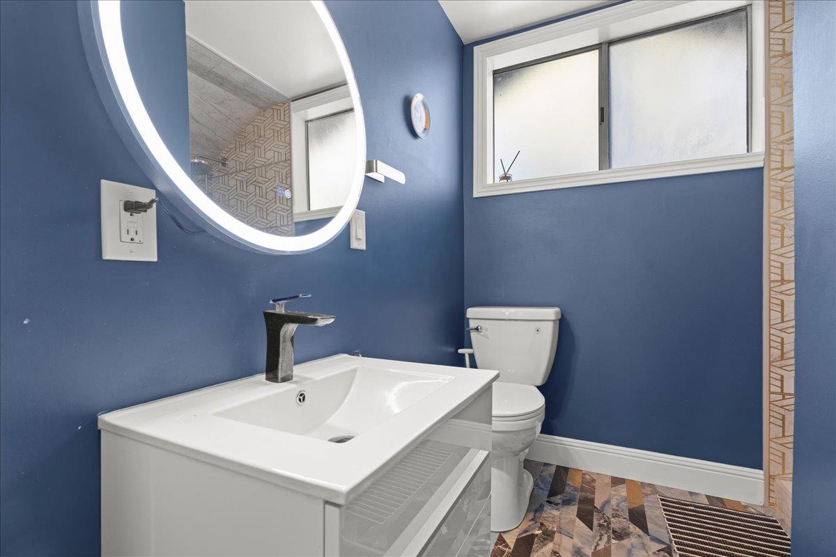 Detail Gallery Image 20 of 27 For 249 Los Gatos Blvd, Los Gatos,  CA 95030 - 5 Beds | 4 Baths