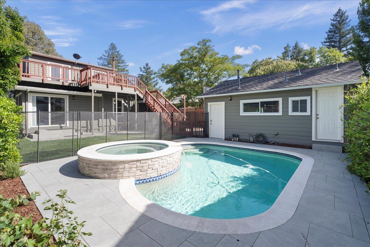 Detail Gallery Image 22 of 27 For 249 Los Gatos Blvd, Los Gatos,  CA 95030 - 5 Beds | 4 Baths