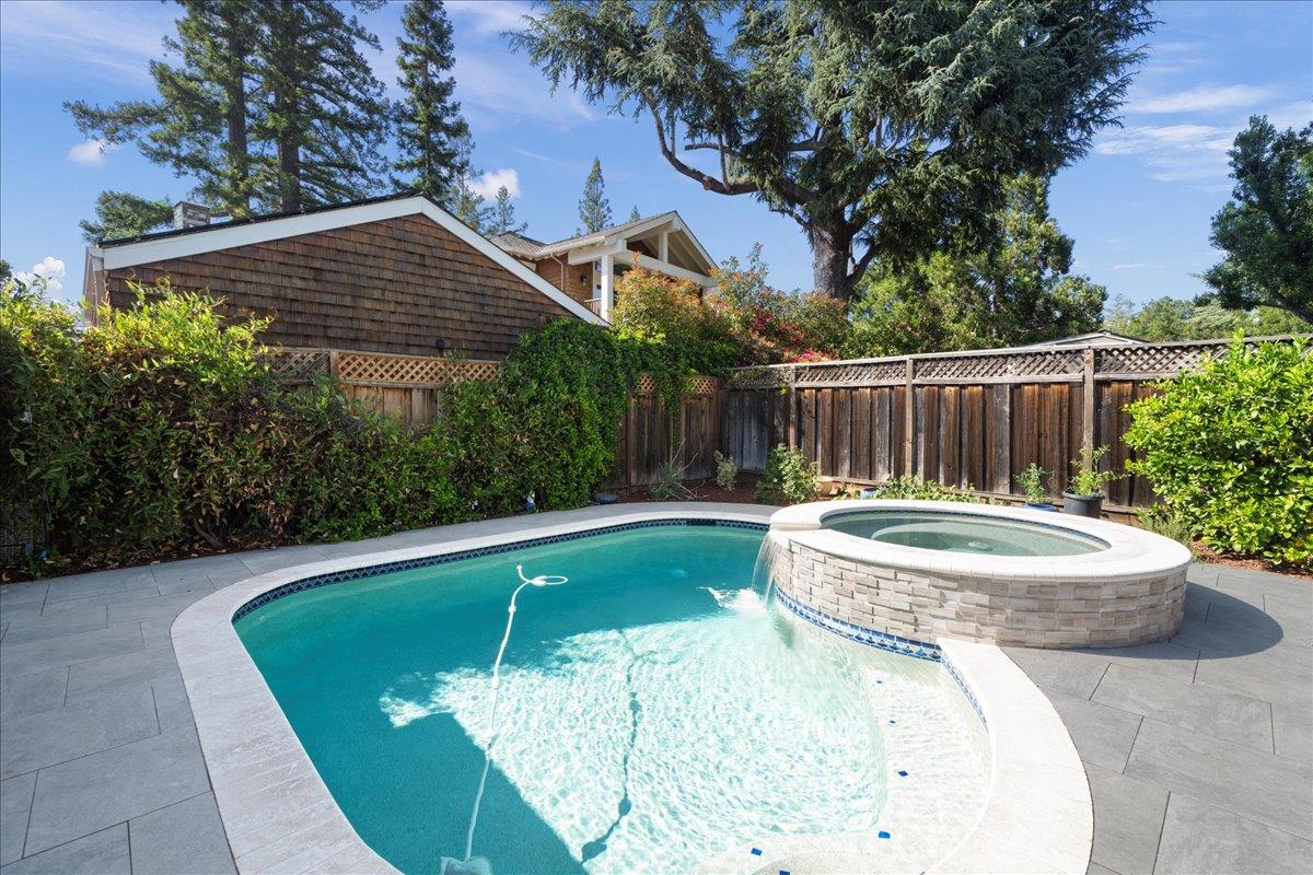 Detail Gallery Image 24 of 27 For 249 Los Gatos Blvd, Los Gatos,  CA 95030 - 5 Beds | 4 Baths