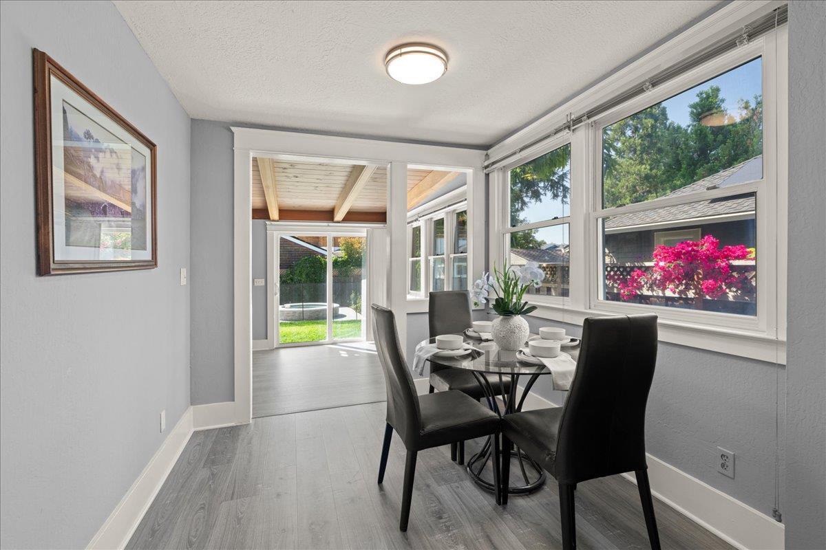 Detail Gallery Image 8 of 27 For 249 Los Gatos Blvd, Los Gatos,  CA 95030 - 5 Beds | 4 Baths
