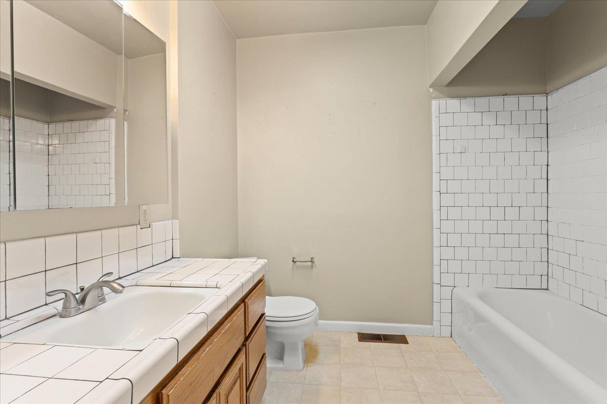 Detail Gallery Image 14 of 35 For 921 California Ave, San Jose,  CA 95125 - 3 Beds | 2 Baths