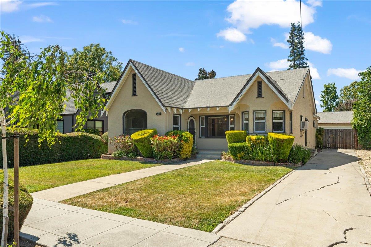 Detail Gallery Image 2 of 35 For 921 California Ave, San Jose,  CA 95125 - 3 Beds | 2 Baths