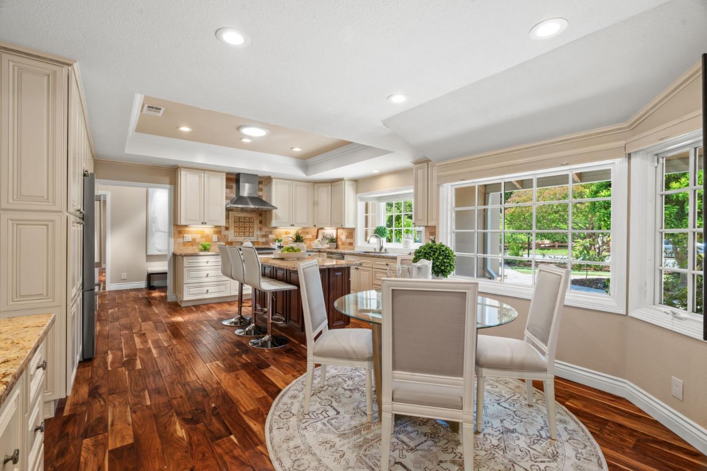 Detail Gallery Image 11 of 57 For 14811 Vickery Ave, Saratoga,  CA 95070 - 6 Beds | 5 Baths