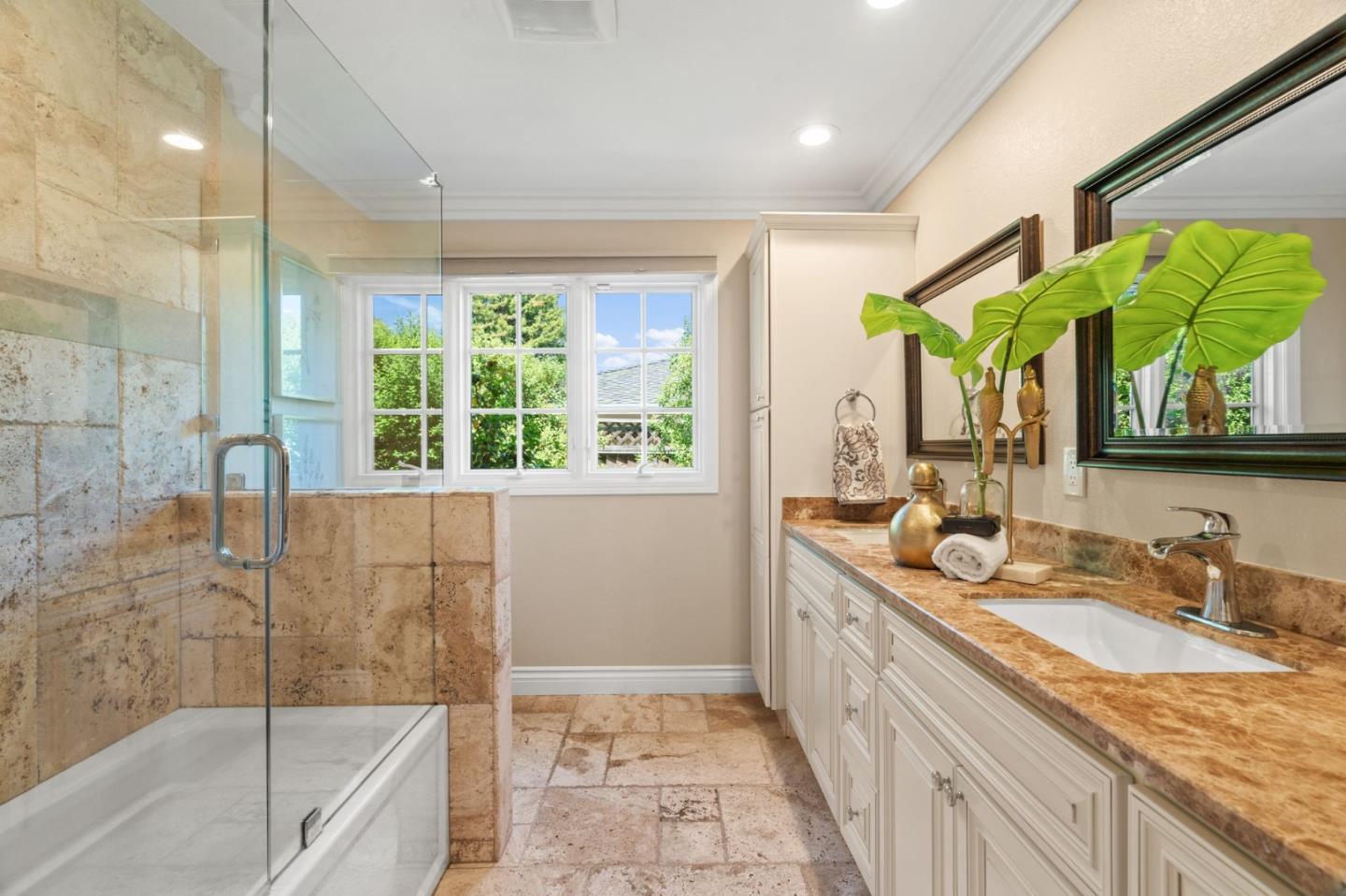 Detail Gallery Image 34 of 57 For 14811 Vickery Ave, Saratoga,  CA 95070 - 6 Beds | 5 Baths