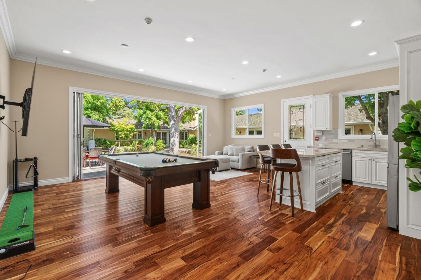 Detail Gallery Image 42 of 57 For 14811 Vickery Ave, Saratoga,  CA 95070 - 6 Beds | 5 Baths