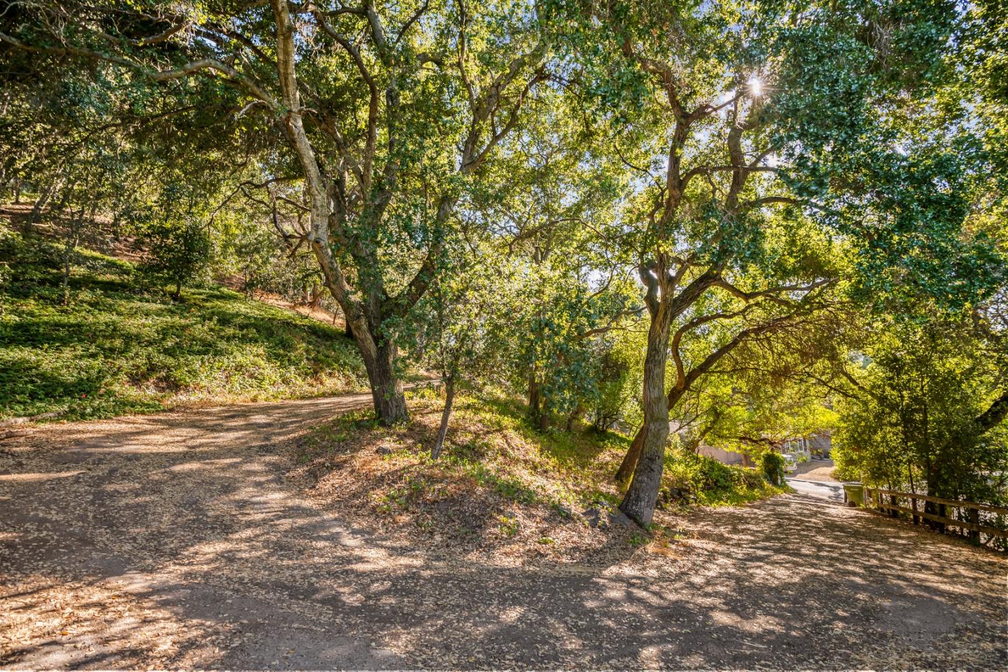 Detail Gallery Image 12 of 16 For 16497 S Kennedy Rd, Los Gatos,  CA 95030 - – Beds | – Baths