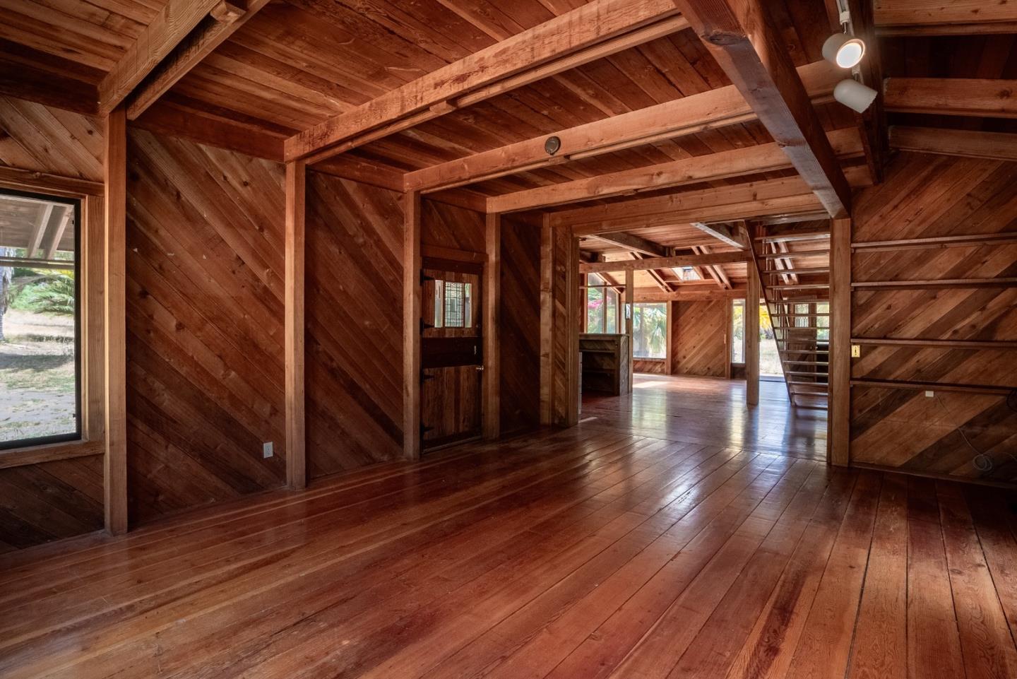 Detail Gallery Image 12 of 47 For 361 Red Hawk Ln, Aptos,  CA 95003 - 3 Beds | 2 Baths