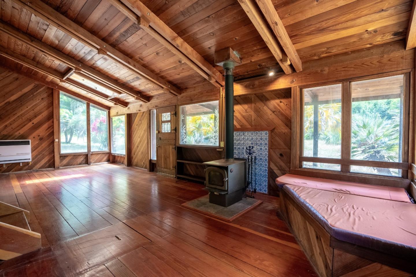 Detail Gallery Image 16 of 47 For 361 Red Hawk Ln, Aptos,  CA 95003 - 3 Beds | 2 Baths