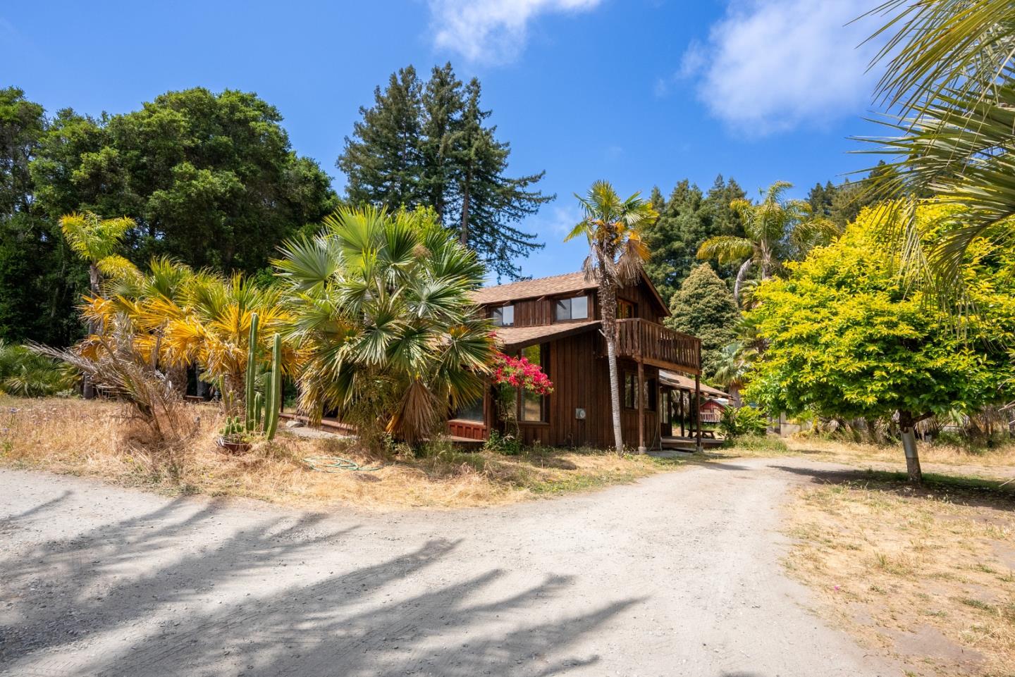 Detail Gallery Image 3 of 47 For 361 Red Hawk Ln, Aptos,  CA 95003 - 3 Beds | 2 Baths