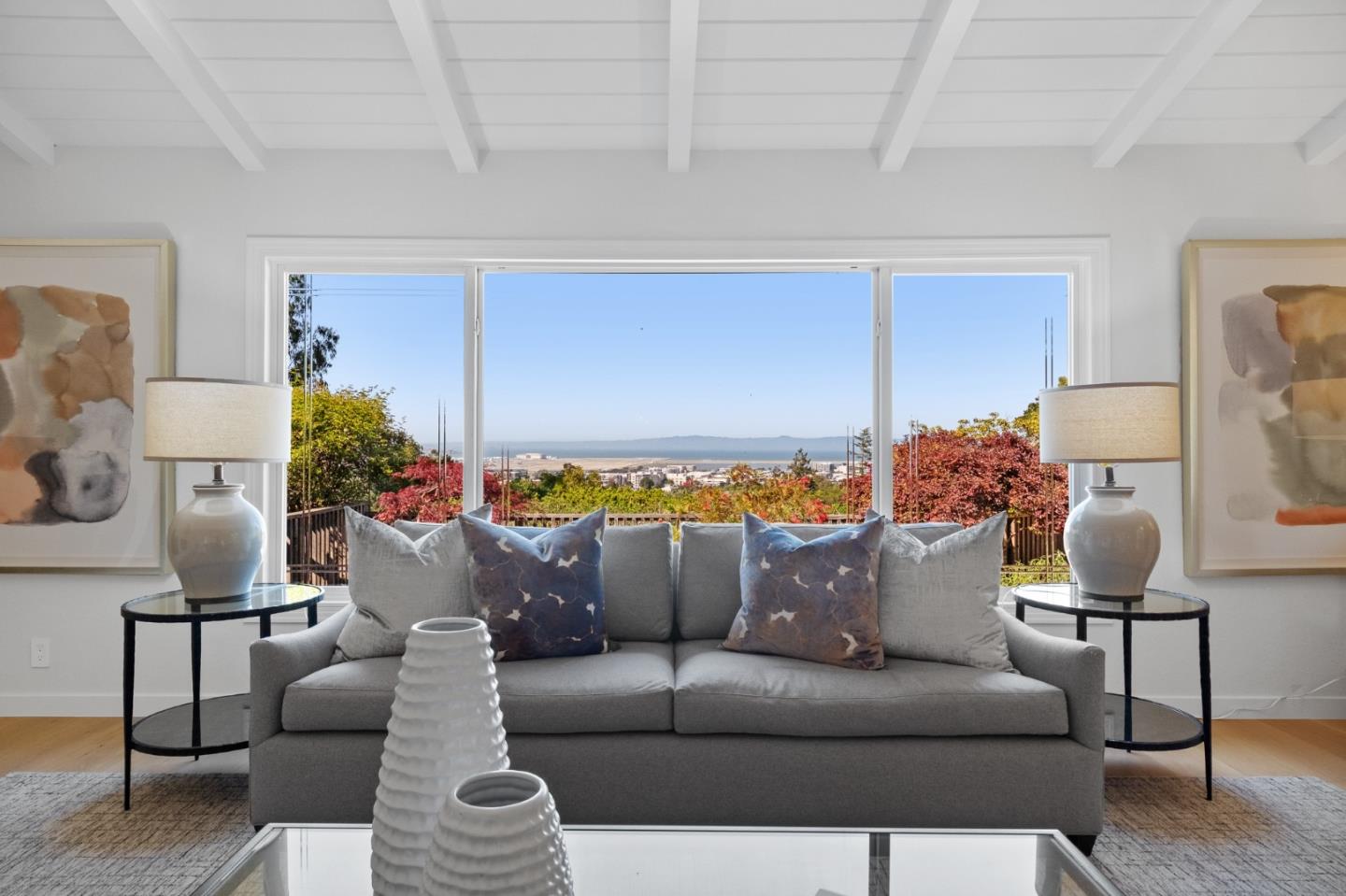 Detail Gallery Image 13 of 63 For 2900 Adeline Dr, Burlingame,  CA 94010 - 3 Beds | 2/1 Baths