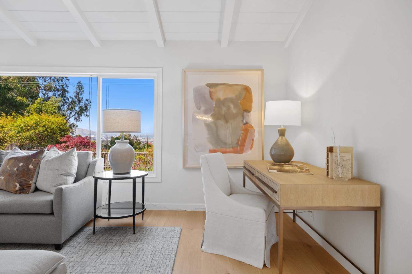 Detail Gallery Image 14 of 63 For 2900 Adeline Dr, Burlingame,  CA 94010 - 3 Beds | 2/1 Baths
