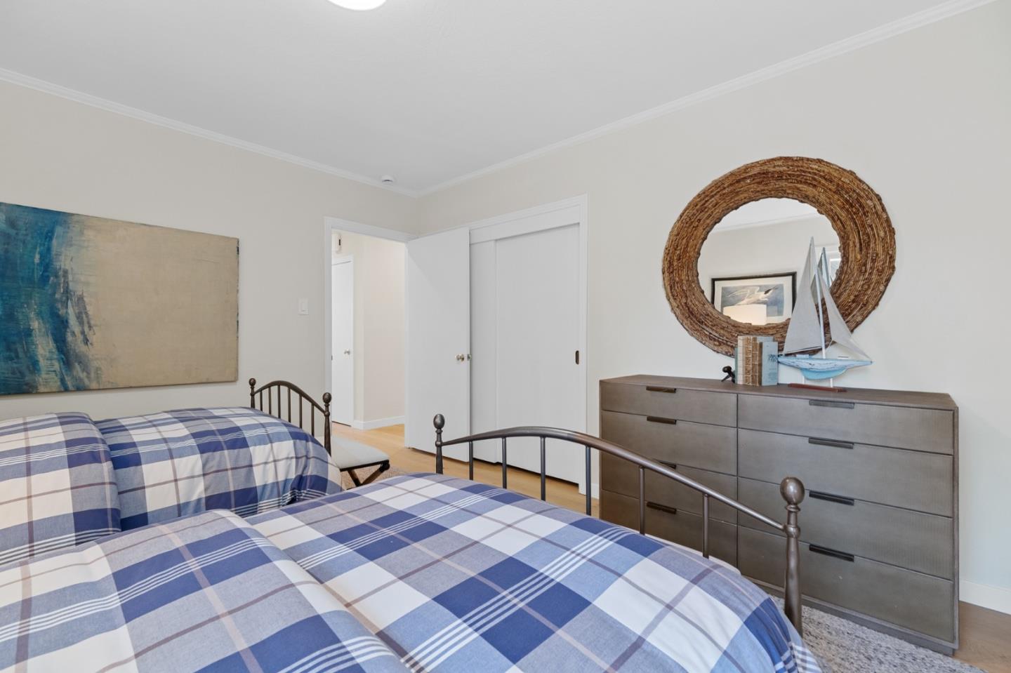 Detail Gallery Image 39 of 63 For 2900 Adeline Dr, Burlingame,  CA 94010 - 3 Beds | 2/1 Baths