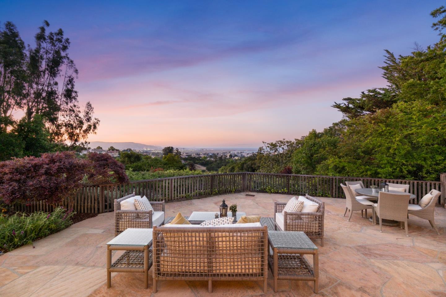 Detail Gallery Image 44 of 63 For 2900 Adeline Dr, Burlingame,  CA 94010 - 3 Beds | 2/1 Baths