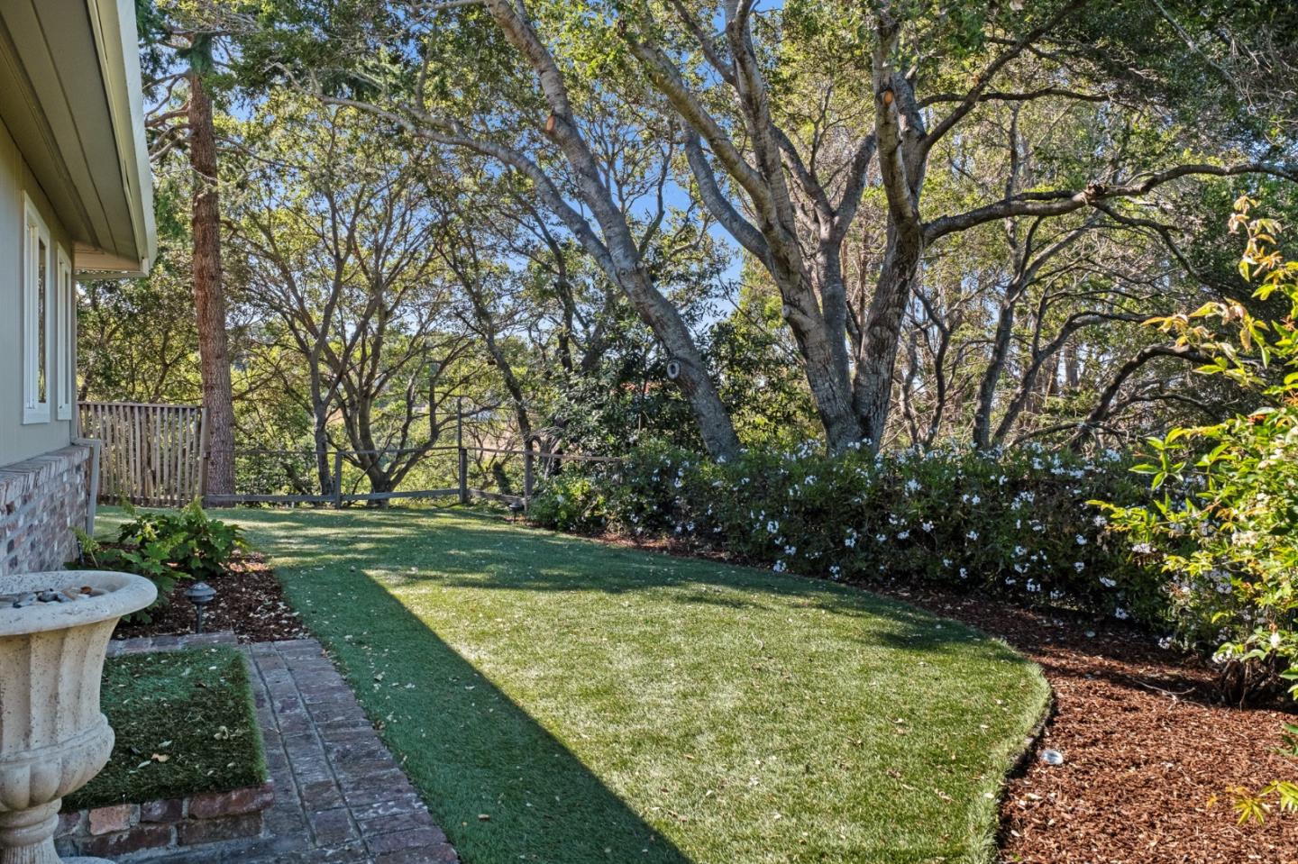 Detail Gallery Image 51 of 63 For 2900 Adeline Dr, Burlingame,  CA 94010 - 3 Beds | 2/1 Baths