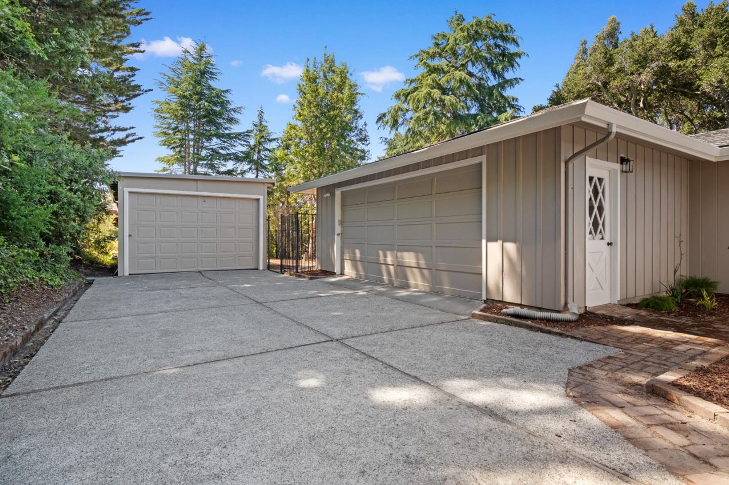 Detail Gallery Image 58 of 63 For 2900 Adeline Dr, Burlingame,  CA 94010 - 3 Beds | 2/1 Baths
