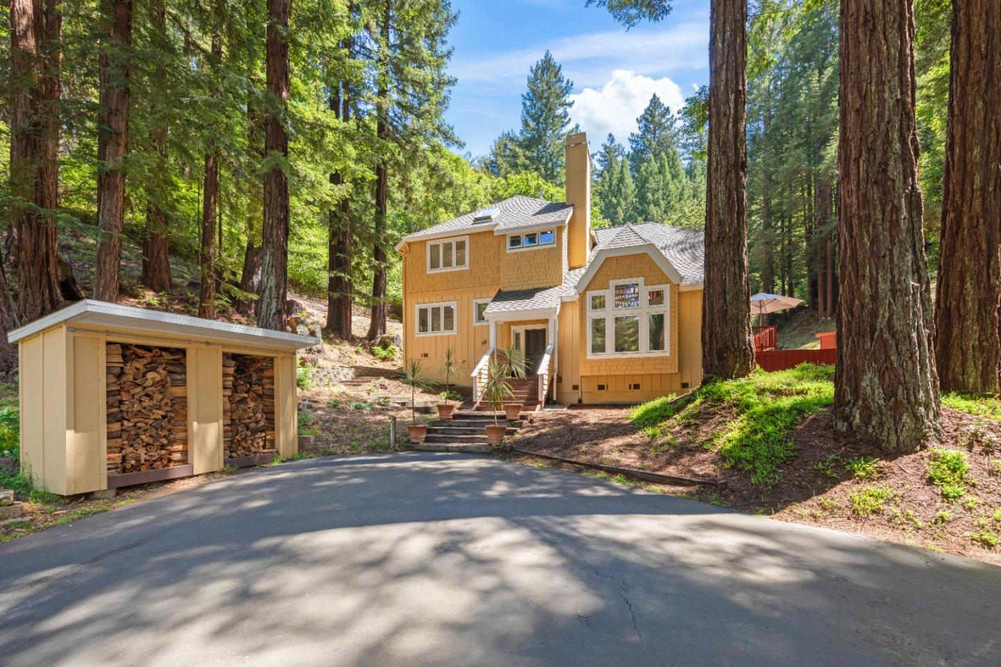 Detail Gallery Image 3 of 47 For 1860 Jarvis Rd, Santa Cruz,  CA 95065 - 3 Beds | 2 Baths