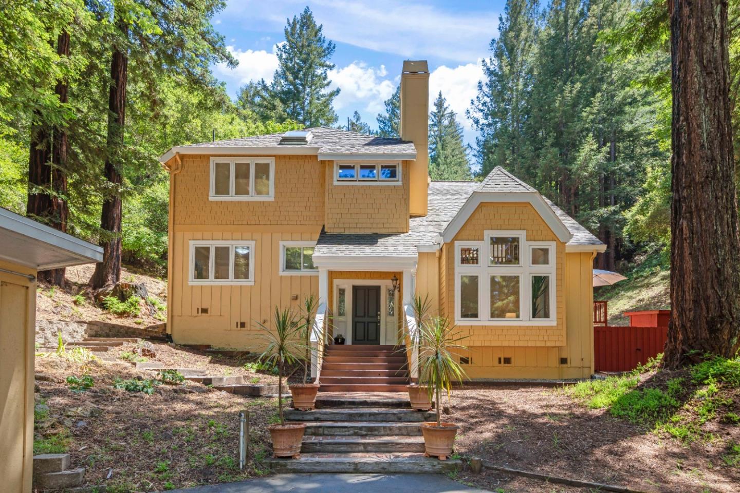 Detail Gallery Image 4 of 47 For 1860 Jarvis Rd, Santa Cruz,  CA 95065 - 3 Beds | 2 Baths