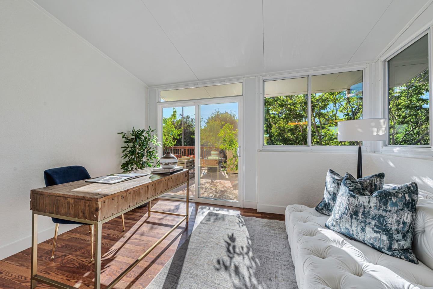 Detail Gallery Image 25 of 43 For 3704 Fair Oaks Ave, Menlo Park,  CA 94025 - 4 Beds | 2 Baths