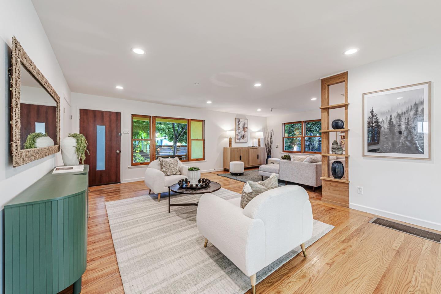 Detail Gallery Image 4 of 43 For 3704 Fair Oaks Ave, Menlo Park,  CA 94025 - 4 Beds | 2 Baths