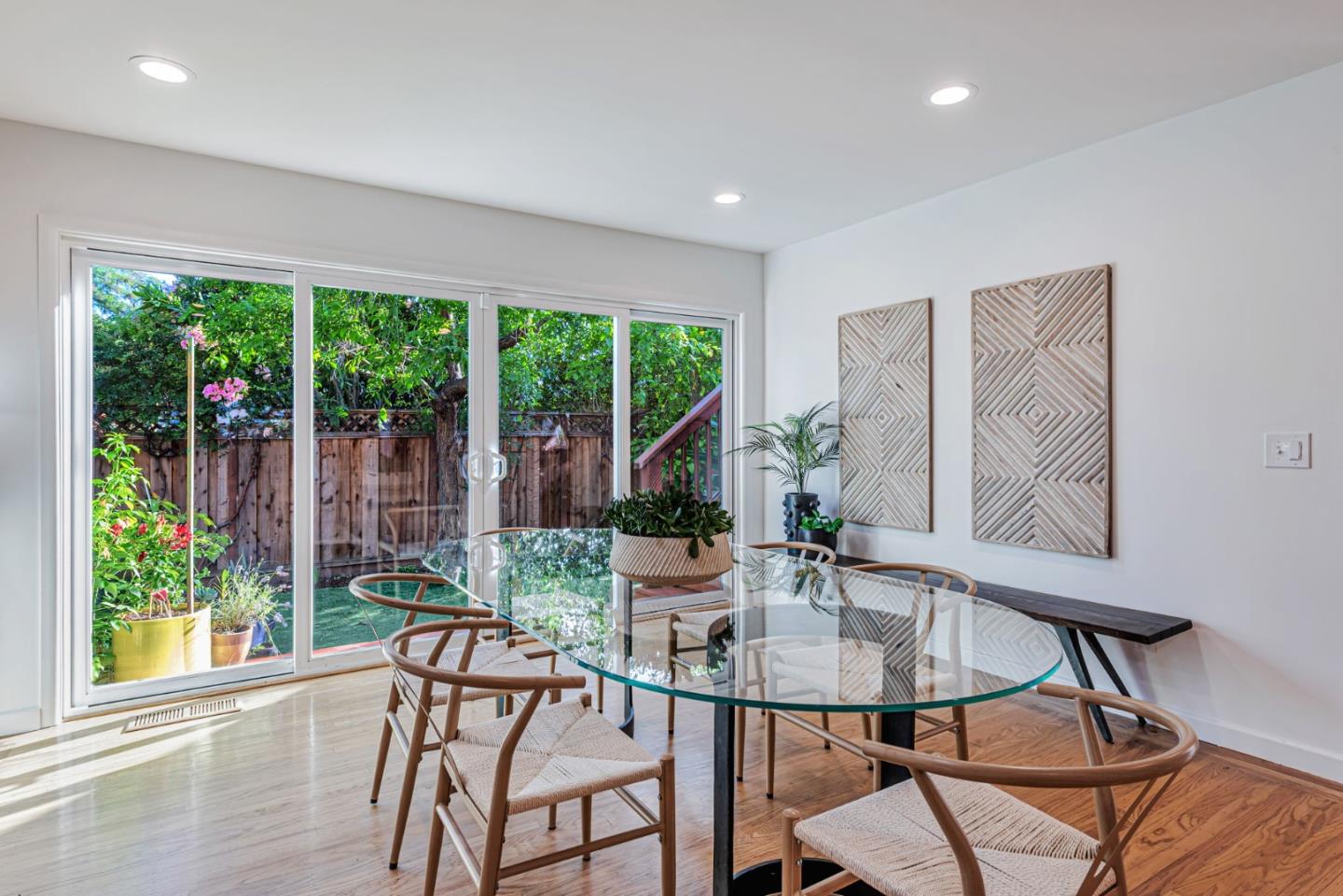 Detail Gallery Image 40 of 43 For 3704 Fair Oaks Ave, Menlo Park,  CA 94025 - 4 Beds | 2 Baths