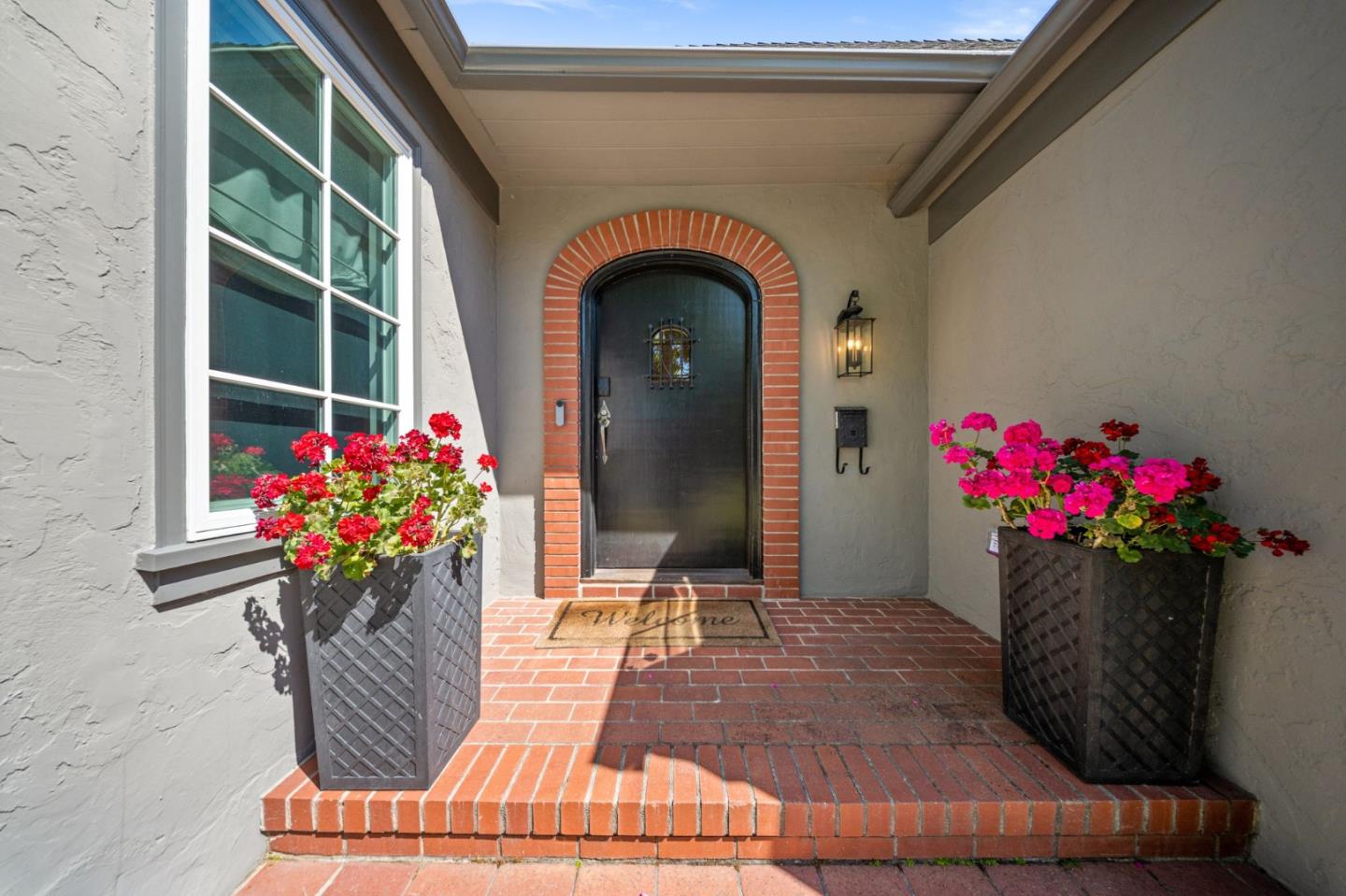Detail Gallery Image 4 of 50 For 501 Cornell Ave, San Mateo,  CA 94402 - 4 Beds | 3/1 Baths