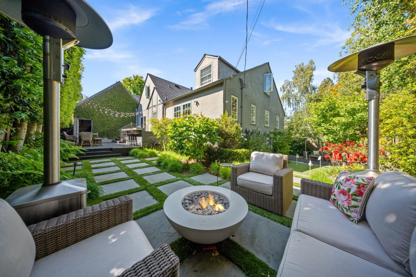 Detail Gallery Image 46 of 50 For 501 Cornell Ave, San Mateo,  CA 94402 - 4 Beds | 3/1 Baths