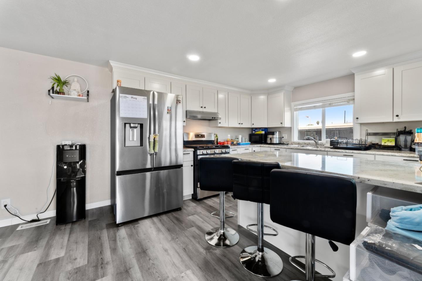 Detail Gallery Image 3 of 20 For 1500 Virginia Pl #122,  San Jose,  CA 95116 - 2 Beds | 1 Baths