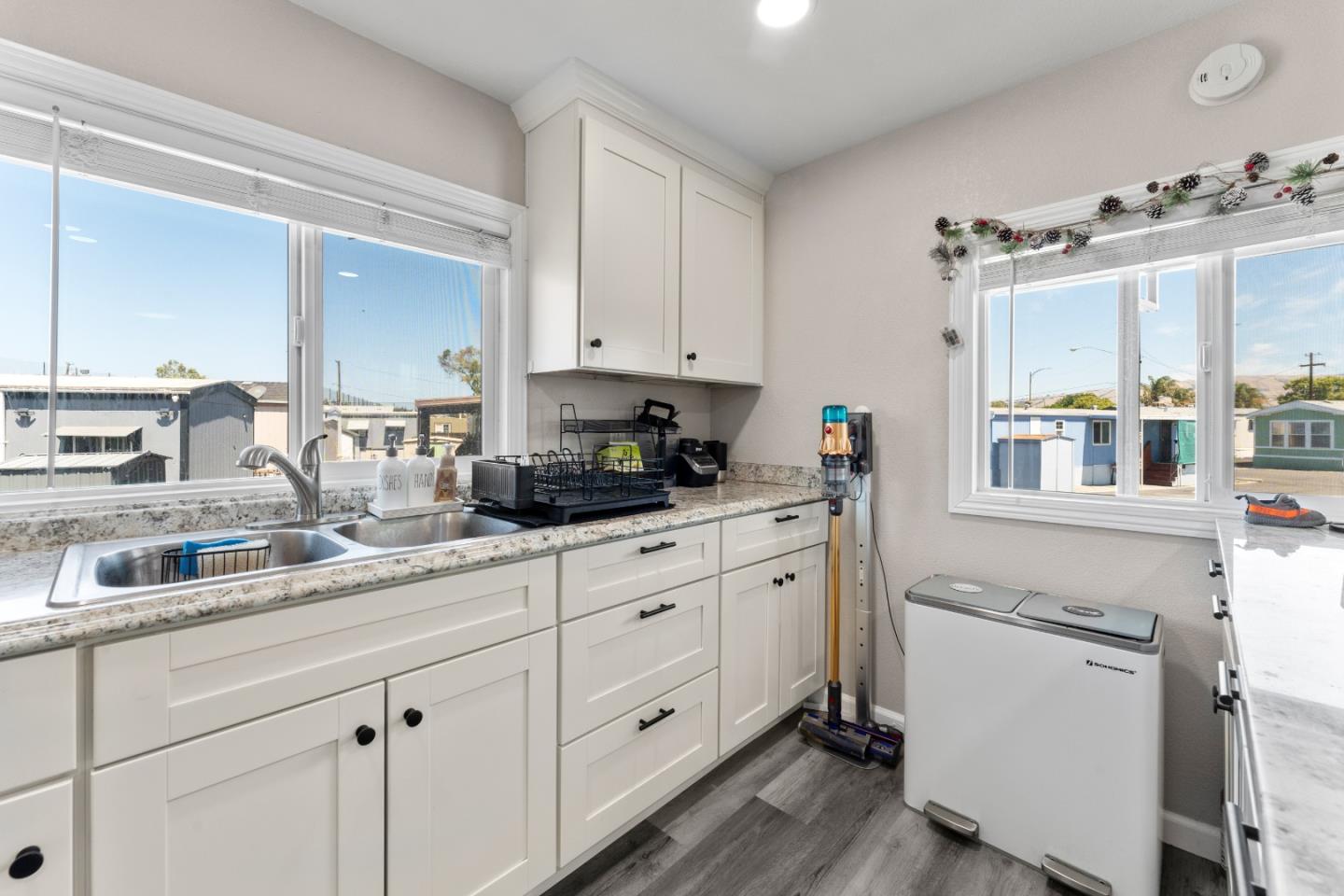 Detail Gallery Image 8 of 20 For 1500 Virginia Pl #122,  San Jose,  CA 95116 - 2 Beds | 1 Baths
