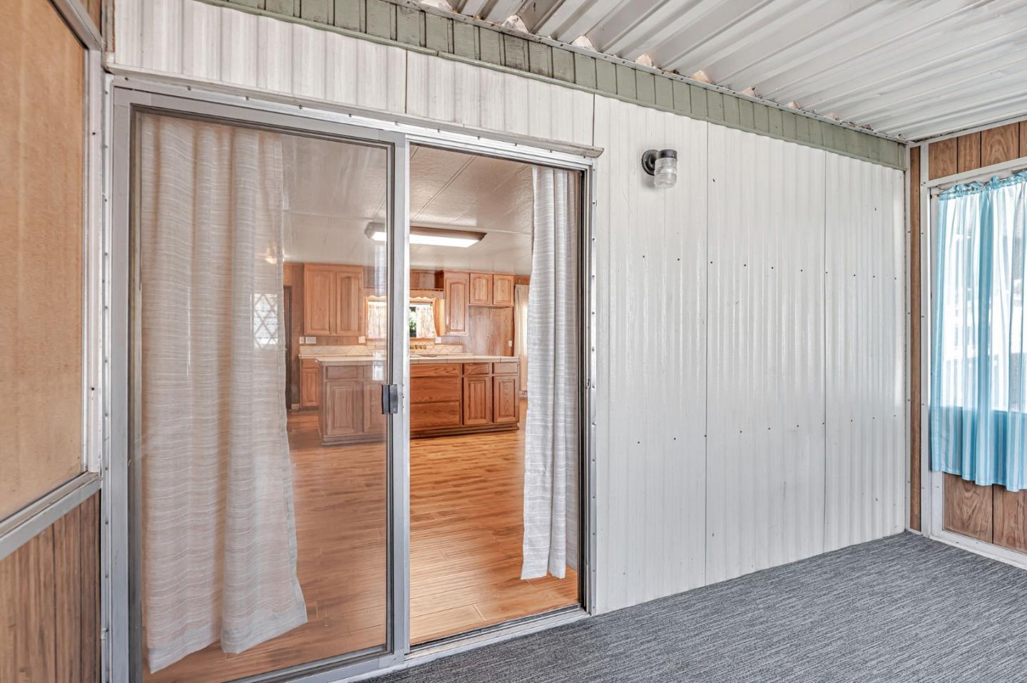 Detail Gallery Image 16 of 44 For 200 Burnett Ave #139,  Morgan Hill,  CA 95037 - 3 Beds | 2 Baths