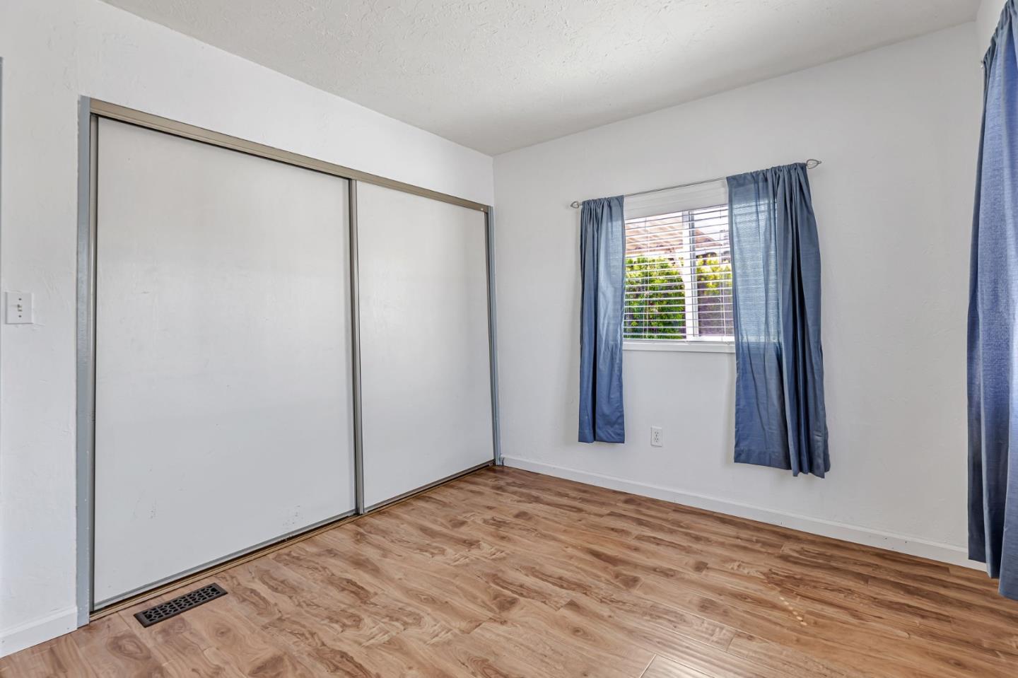 Detail Gallery Image 25 of 44 For 200 Burnett Ave #139,  Morgan Hill,  CA 95037 - 3 Beds | 2 Baths