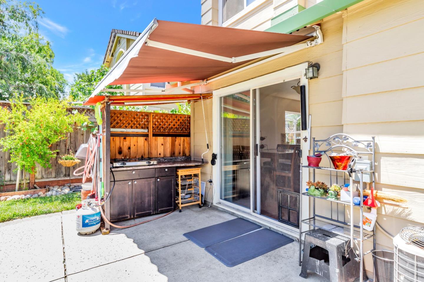 Detail Gallery Image 31 of 40 For 9360 Benbow Dr, Gilroy,  CA 95020 - 3 Beds | 2/1 Baths