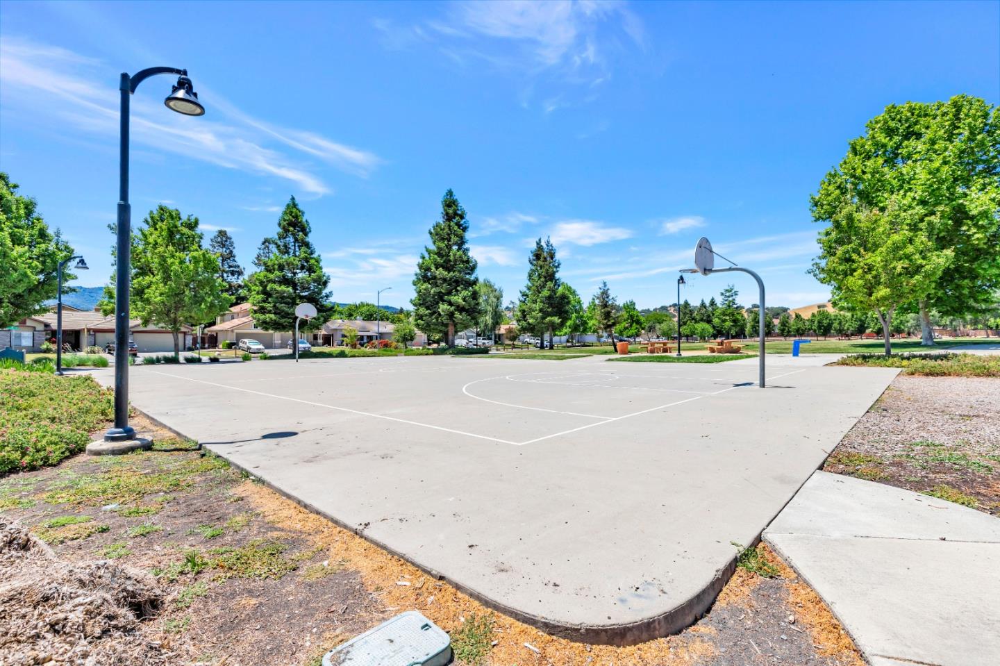 Detail Gallery Image 35 of 40 For 9360 Benbow Dr, Gilroy,  CA 95020 - 3 Beds | 2/1 Baths