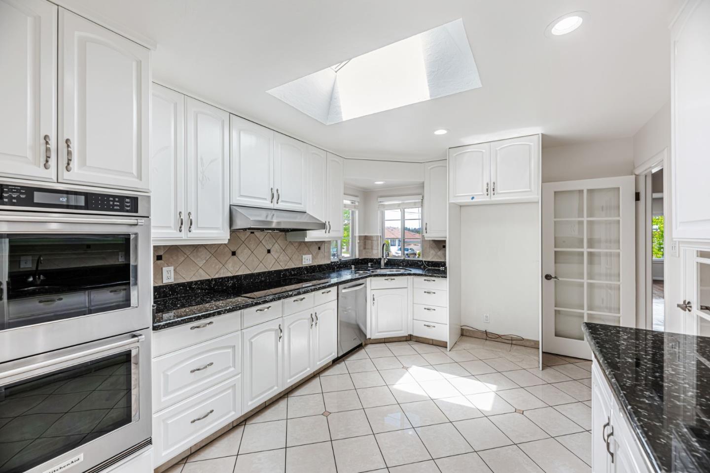 Detail Gallery Image 17 of 43 For 417 36th Ave, San Mateo,  CA 94403 - 3 Beds | 2 Baths