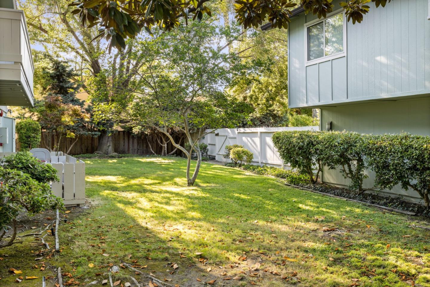 Detail Gallery Image 30 of 33 For 264 N Whisman Rd #26,  Mountain View,  CA 94043 - 2 Beds | 1 Baths