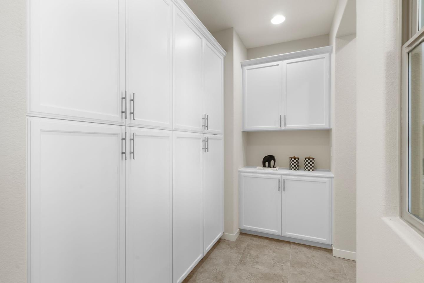 Detail Gallery Image 18 of 39 For 996 Cassia Pl, San Jose,  CA 95131 - 4 Beds | 3/1 Baths