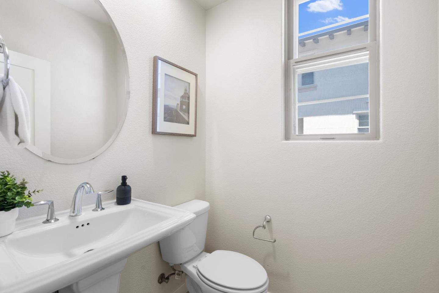 Detail Gallery Image 20 of 39 For 996 Cassia Pl, San Jose,  CA 95131 - 4 Beds | 3/1 Baths