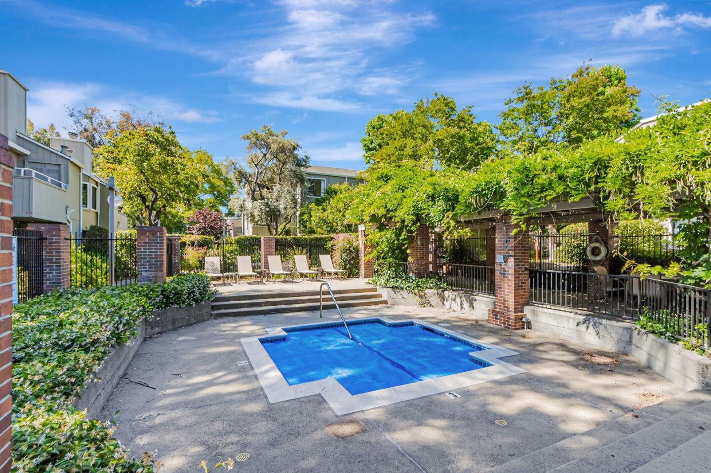 Detail Gallery Image 34 of 41 For 1718 Braddock Ct, San Jose,  CA 95125 - 2 Beds | 1 Baths