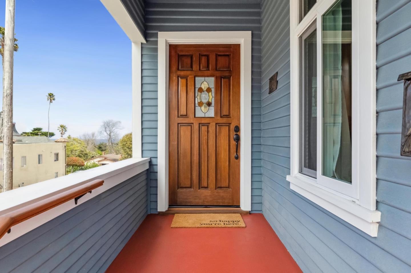 Detail Gallery Image 3 of 39 For 461 Dickman Ave, Monterey,  CA 93940 - 3 Beds | 2 Baths