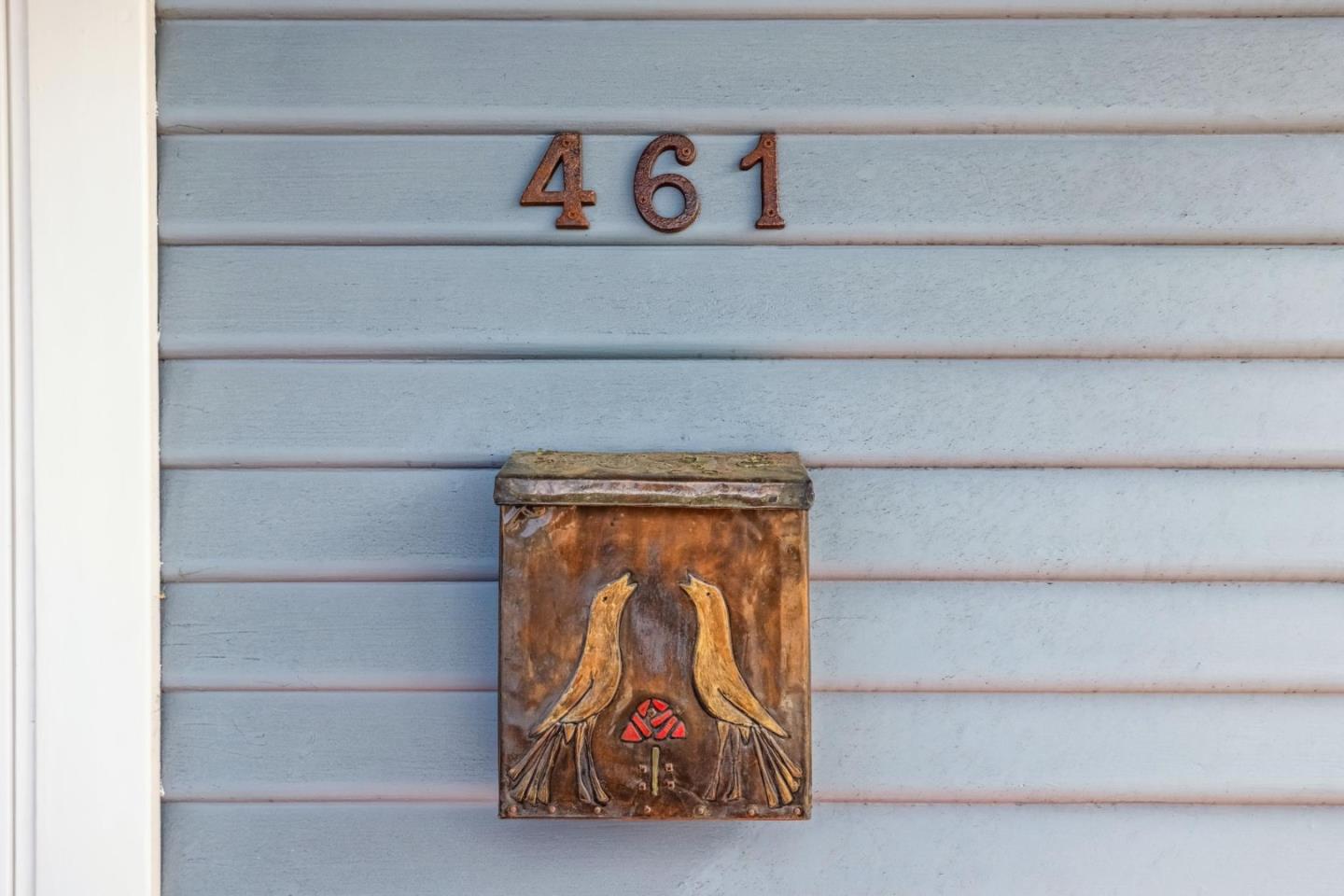 Detail Gallery Image 4 of 39 For 461 Dickman Ave, Monterey,  CA 93940 - 3 Beds | 2 Baths