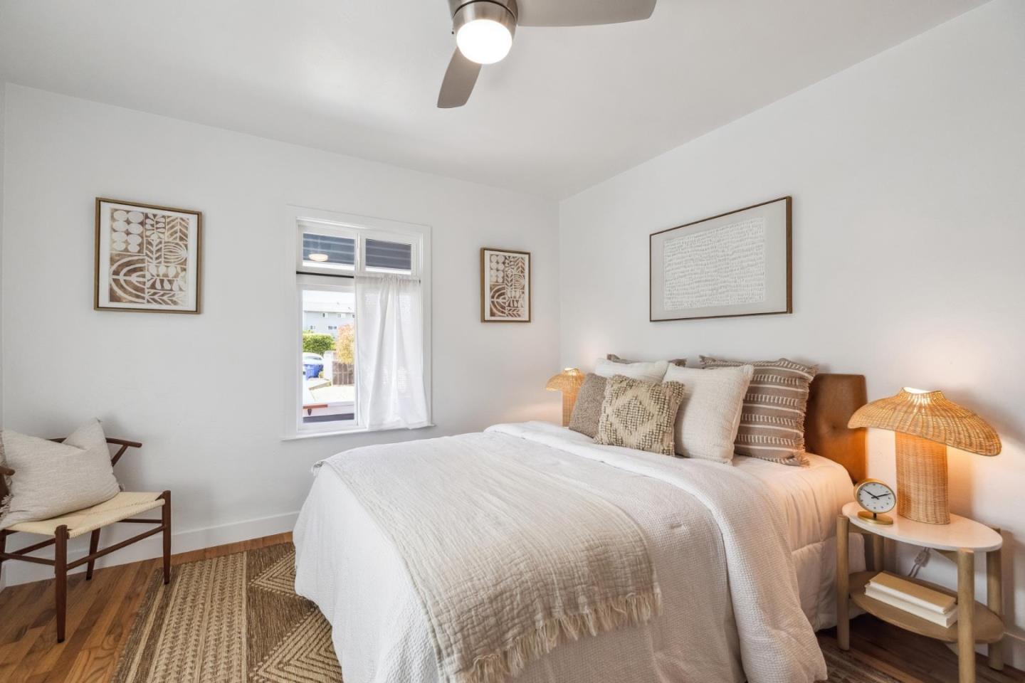 Detail Gallery Image 9 of 39 For 461 Dickman Ave, Monterey,  CA 93940 - 3 Beds | 2 Baths