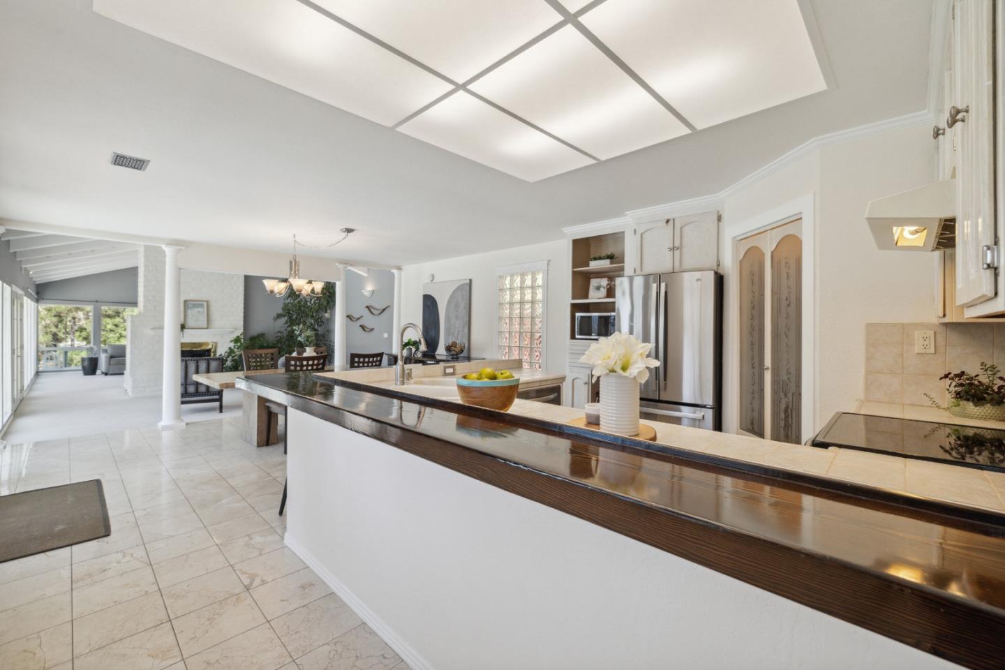 Detail Gallery Image 14 of 93 For 112 Alto Sol Ct, Scotts Valley,  CA 95066 - 4 Beds | 3 Baths