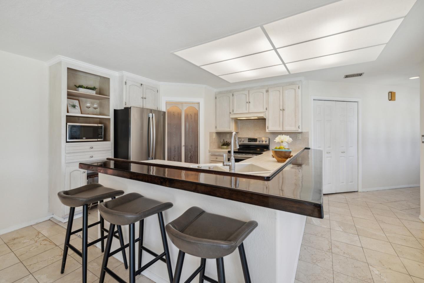 Detail Gallery Image 19 of 93 For 112 Alto Sol Ct, Scotts Valley,  CA 95066 - 4 Beds | 3 Baths