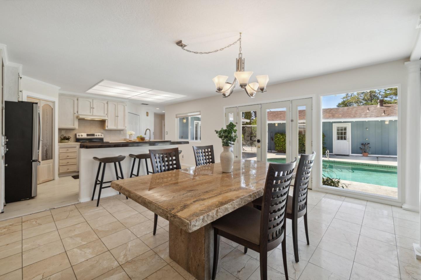 Detail Gallery Image 24 of 93 For 112 Alto Sol Ct, Scotts Valley,  CA 95066 - 4 Beds | 3 Baths