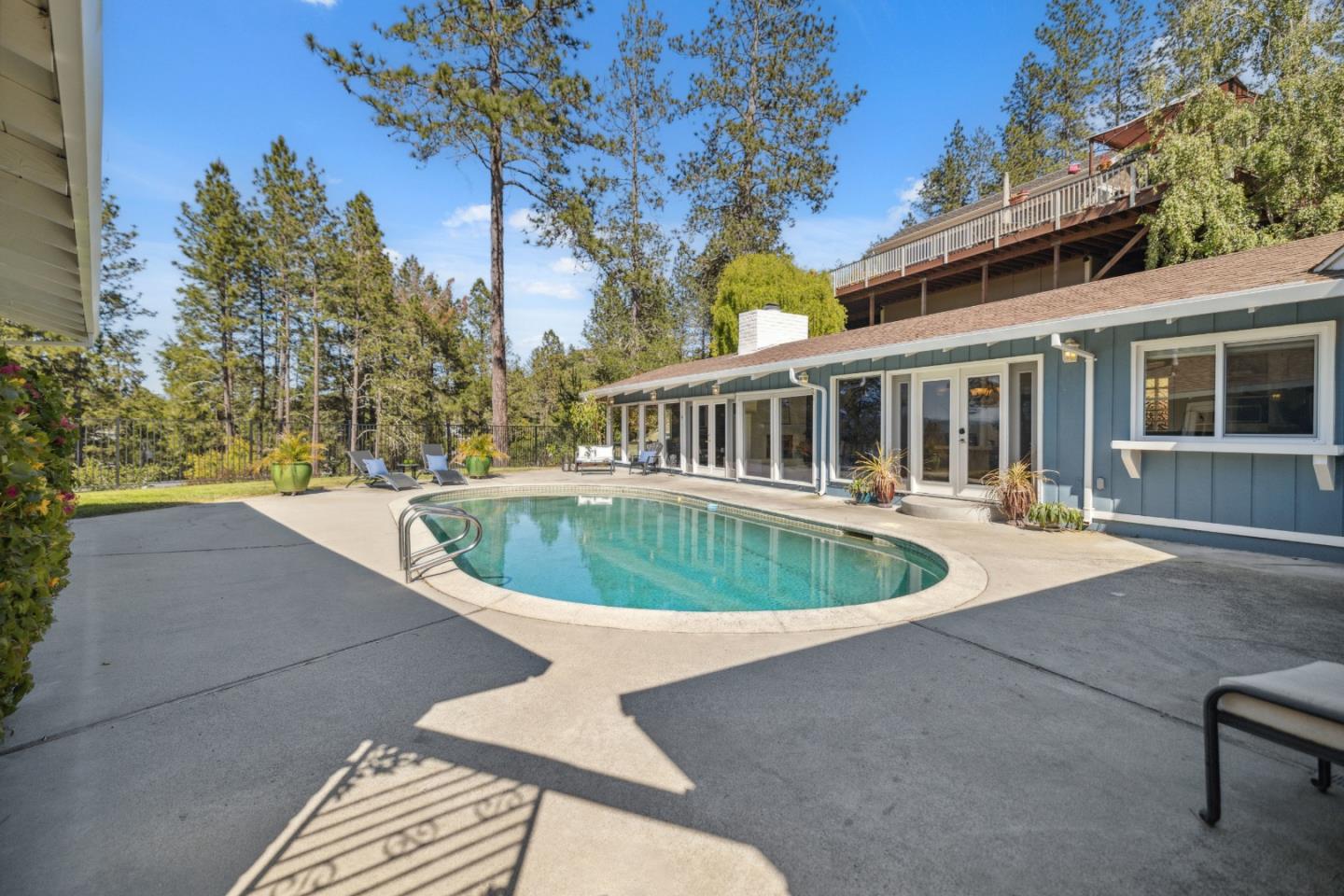 Detail Gallery Image 49 of 93 For 112 Alto Sol Ct, Scotts Valley,  CA 95066 - 4 Beds | 3 Baths