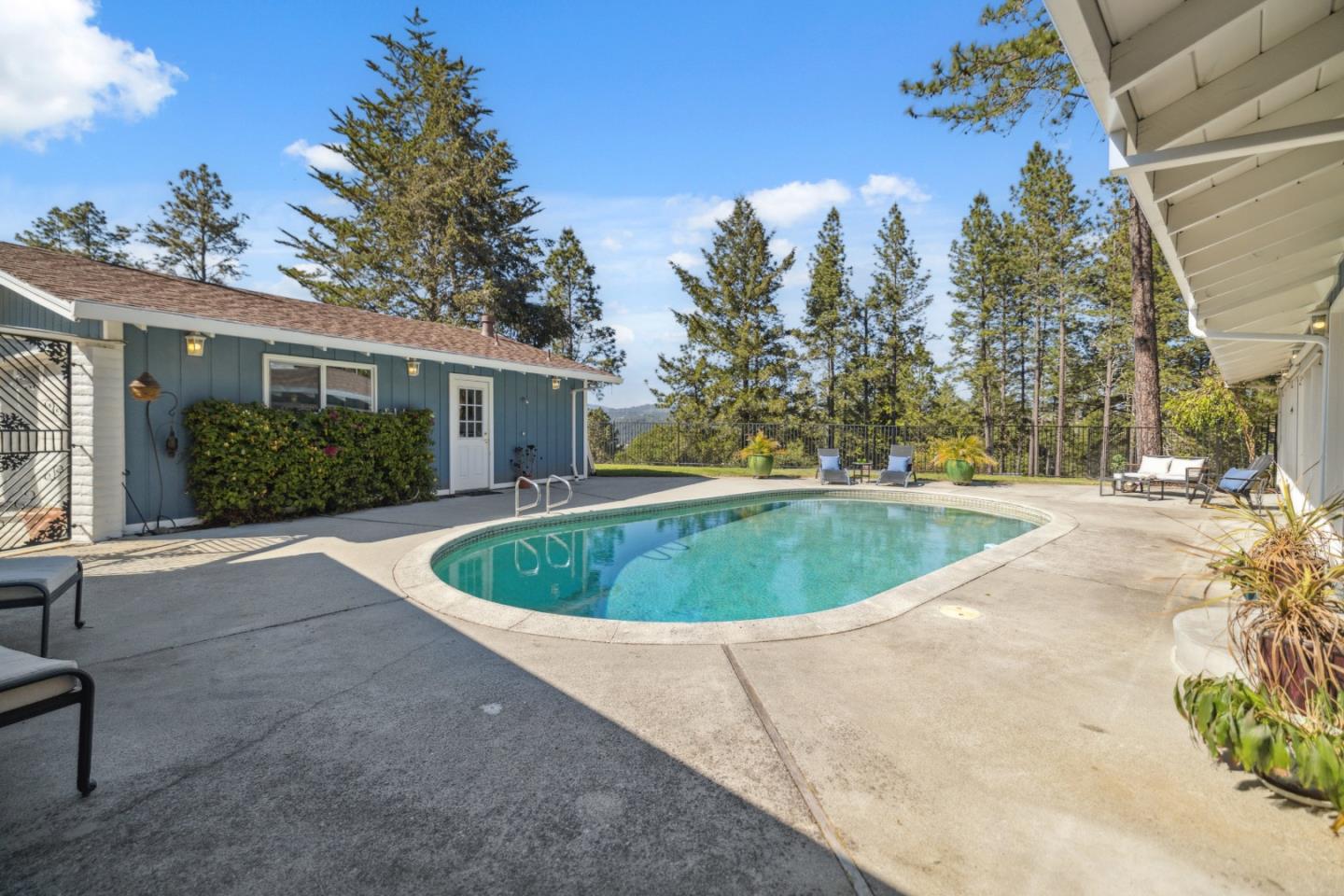Detail Gallery Image 67 of 93 For 112 Alto Sol Ct, Scotts Valley,  CA 95066 - 4 Beds | 3 Baths