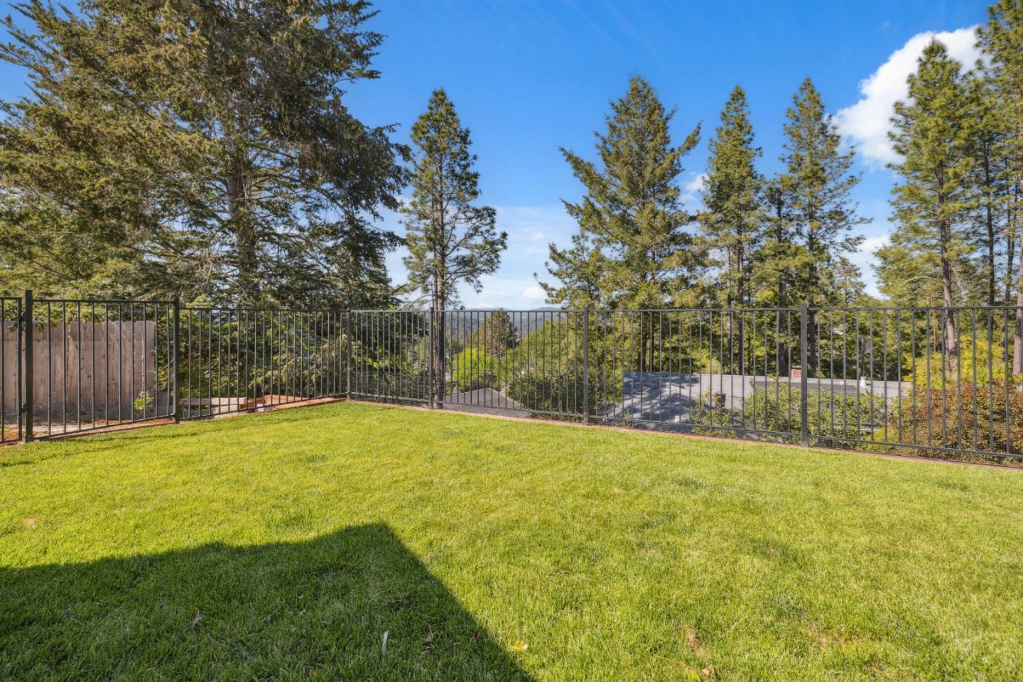 Detail Gallery Image 69 of 93 For 112 Alto Sol Ct, Scotts Valley,  CA 95066 - 4 Beds | 3 Baths